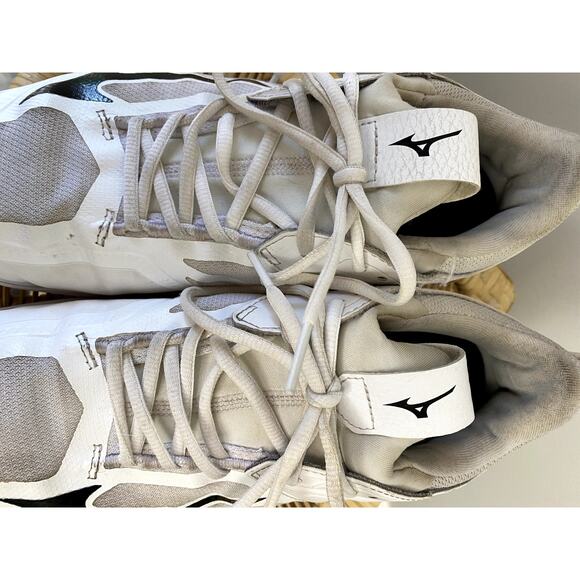Mizuno Wave Momentum 2 Womens Volleyball Shoes Sz 9 - Picture 4 of 7
